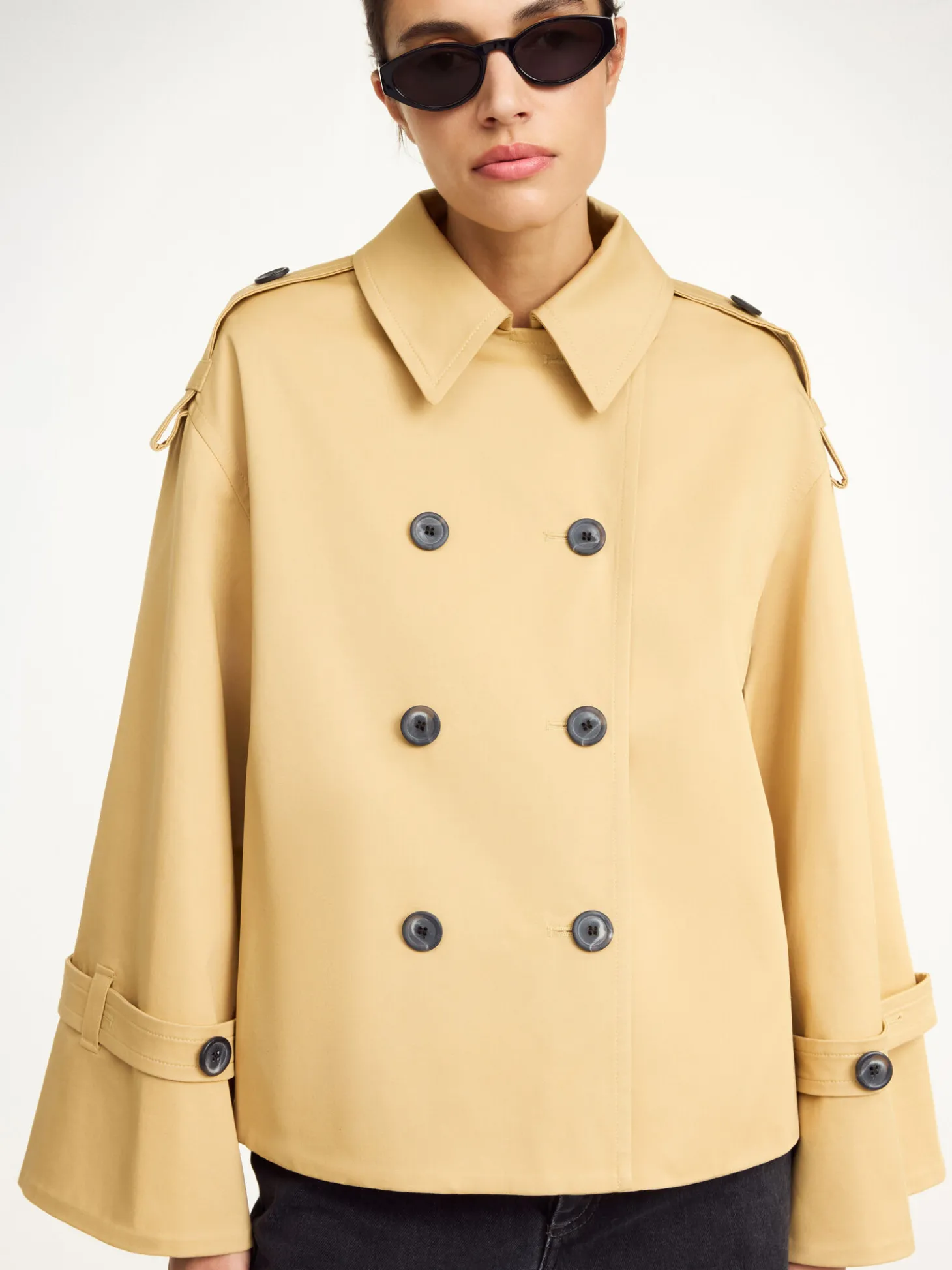By Malene Birger Alisandra Kurzer Trench^ Mäntel & Jacken