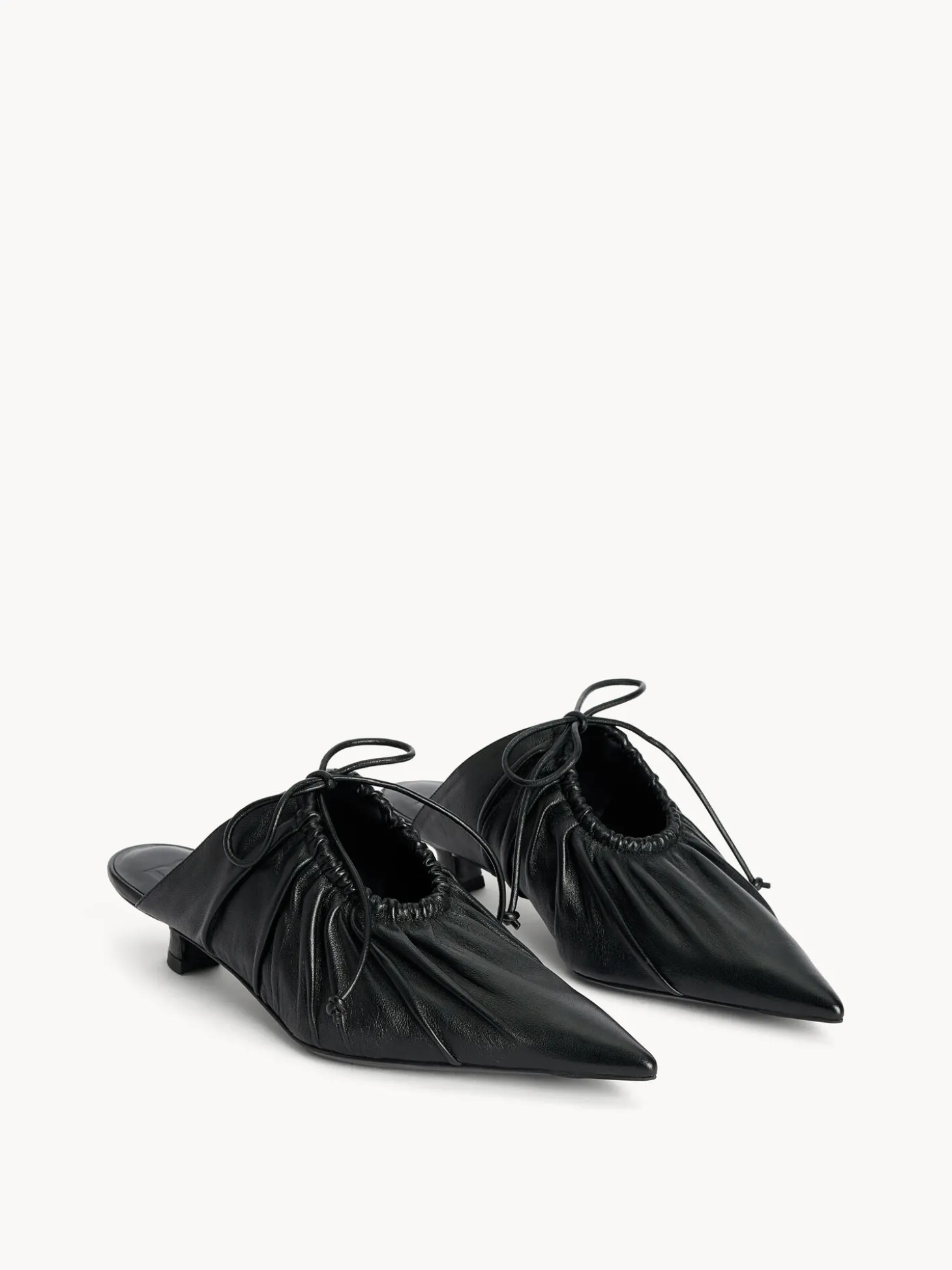 By Malene Birger Masey Mules aus Leder^ Schuhe