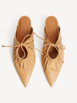 By Malene Birger Masey Mules aus Leder^ Schuhe