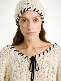 By Malene Birger Mossy Wollhut^ Hats & Gloves